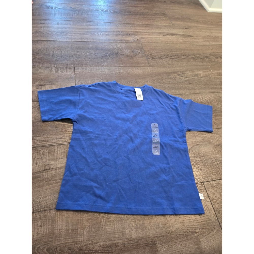 Gap kids boys thick tee‎ size 6-7